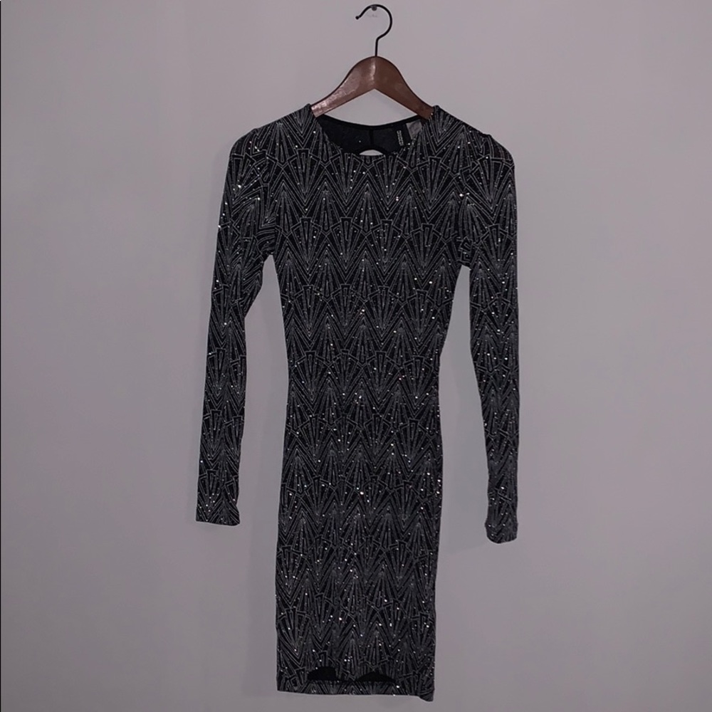 Long sleeve dress with an open back